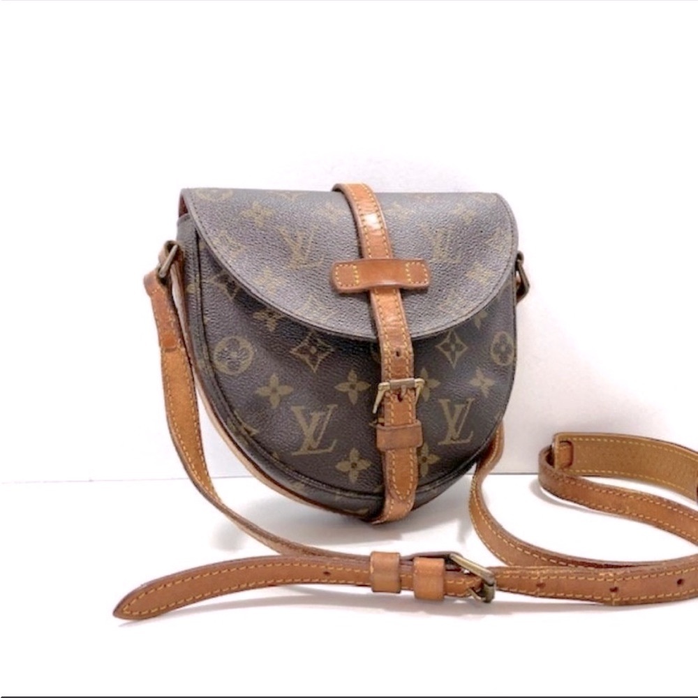 Authentic Louis Vuitton Chantilly MM - Picture 2 of 10